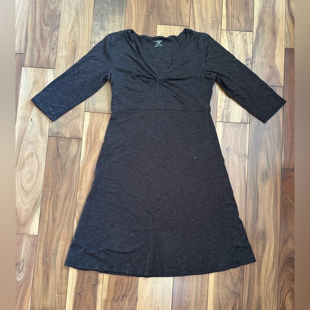 Horny Toad dress, size small. Excellent condition.